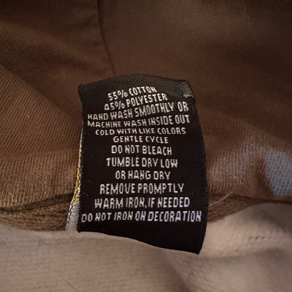 Boston Bruins Embroidered Pullover Sweatshirt - Picture 4 of 5